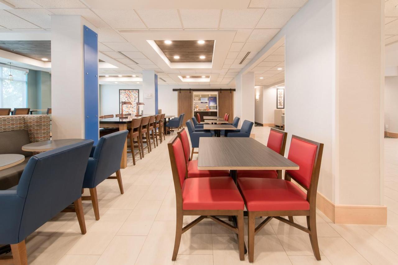 Holiday Inn Express & Suites Columbia-I-26 @ Harbison Blvd, An Ihg Hotel 외부 사진